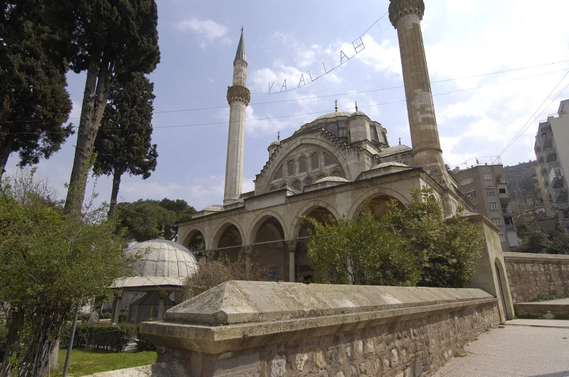 Die Muradiye-Moschee (Edirne) – Kacheln aus dem 15. Jahrhundert von Murad II.